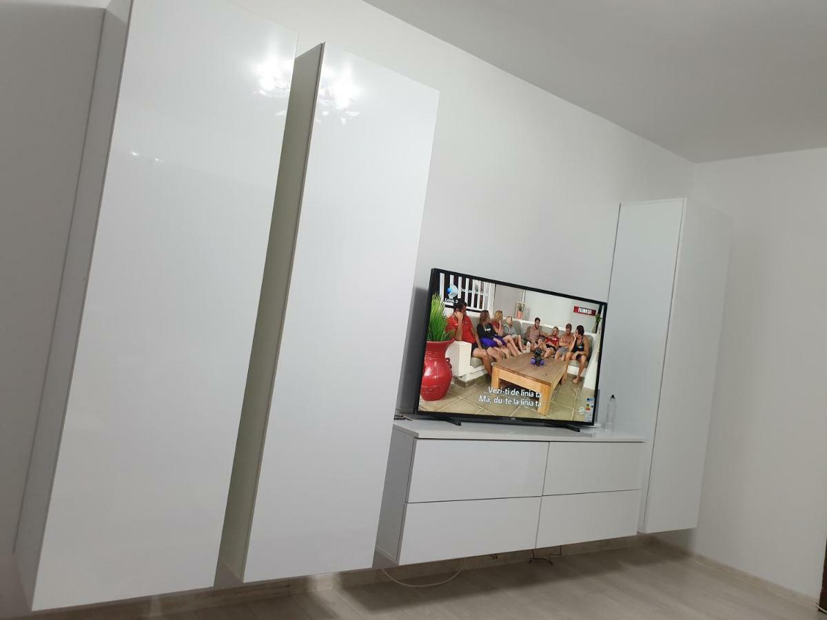 Apartament Oana'S Home Orsova Ngoại thất bức ảnh